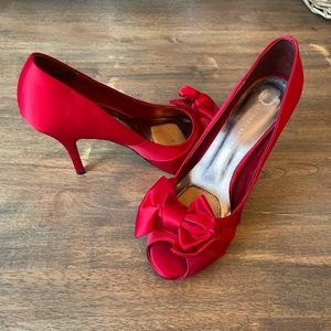 Audrey Brooke Red Satin Bow Open Toe Pumps EUC